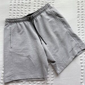 Eddie Bauer Gray Elastic Waist Men Shorts • Size M